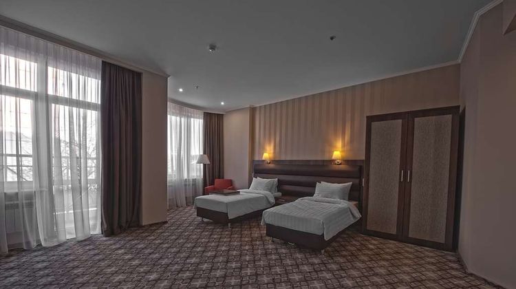 Ramada Hotel & Suites Rostov-on-Don Room