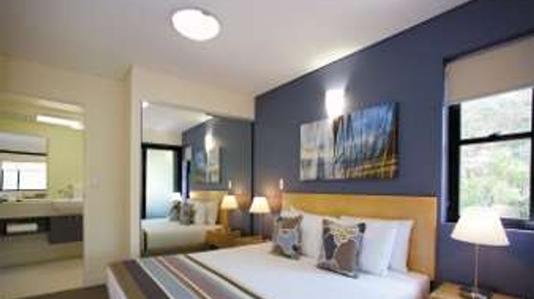 <b>Club Wyndham Coffs Harbour-Trademark Col Room</b>. Images powered by <a href="https://iceportal.shijigroup.com/" title="IcePortal" target="_blank">IcePortal</a>.