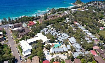 Club Wyndham Flynns Beach-Trademark Coll