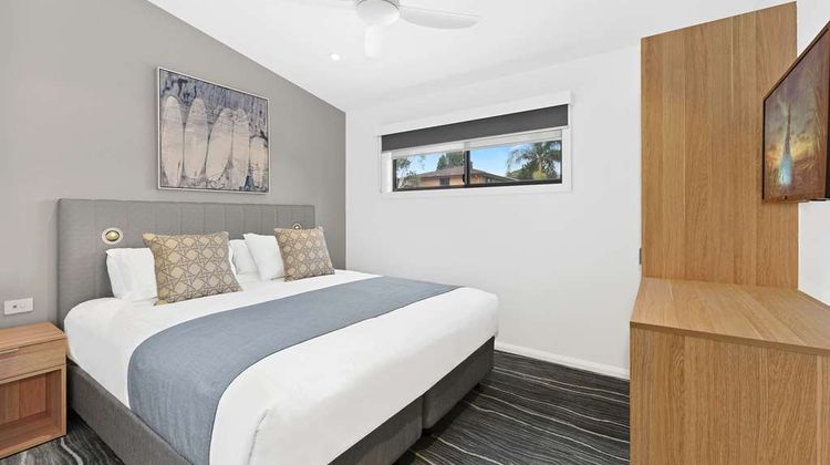 Club Wyndham Flynns Beach-Trademark Coll Room