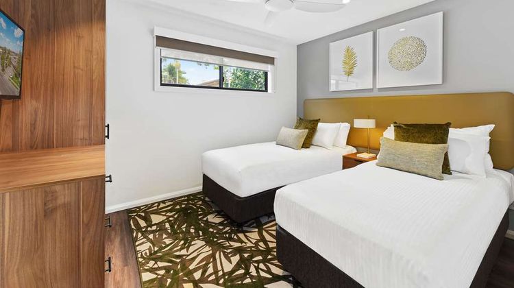 Club Wyndham Flynns Beach-Trademark Coll Room