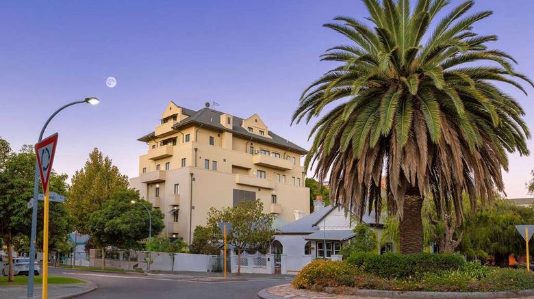<b>Club Wyndham Perth Exterior</b>. Images powered by <a href="https://iceportal.shijigroup.com/" title="IcePortal" target="_blank">IcePortal</a>.