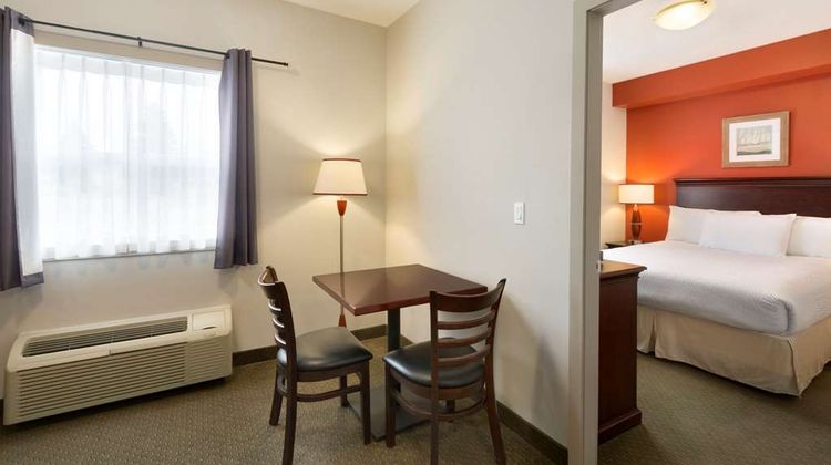 Travelodge Kindersley Suite