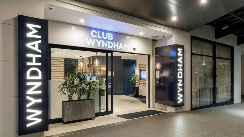 <b>Club Wyndham Sydney, Trademark Collection Lobby</b>. Images powered by <a href="https://iceportal.shijigroup.com/" title="IcePortal" target="_blank">IcePortal</a>.