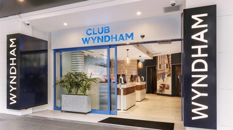 Club Wyndham Sydney, Trademark Collection Lobby