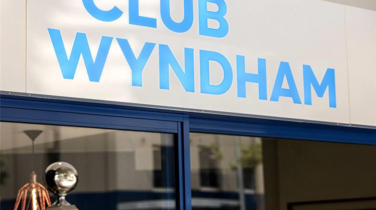 Club Wyndham Sydney, Trademark Collection Lobby