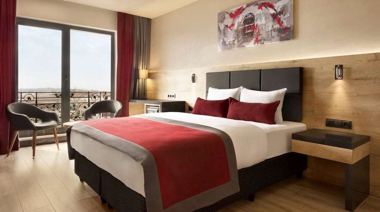 Ramada Encore Gebze Room