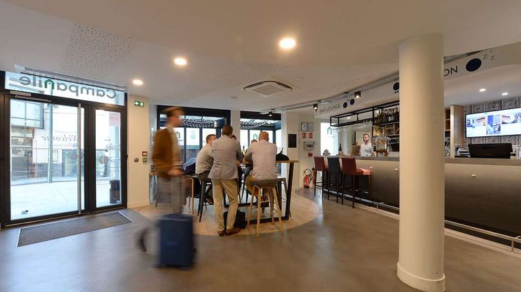 Hotel Campanile Paris - Clichy Centre Lobby