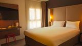 Hotel Campanile Paris - Clichy Centre Room
