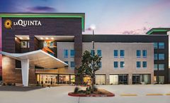 La Quinta Inn & Suites La Plaza Mall