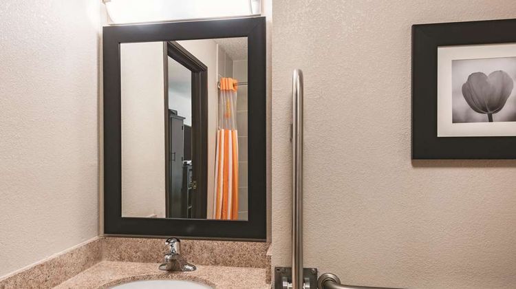 La Quinta Inn & Suites Plainfield Casino Room
