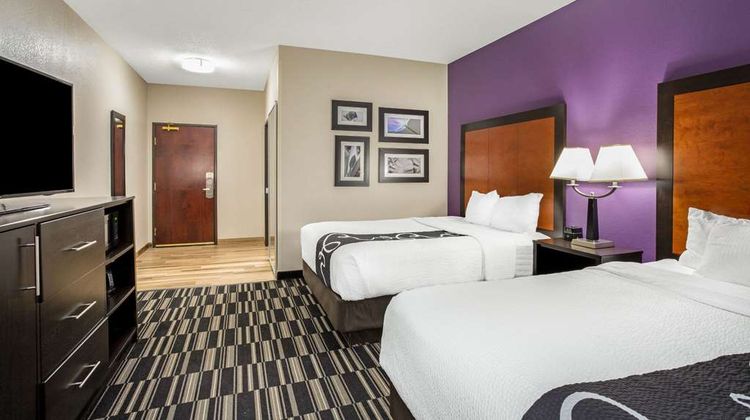 La Quinta Inn & Suites Plainfield Casino Room