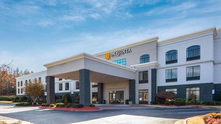 La Quinta Inn & Suites Kennesaw Exterior
