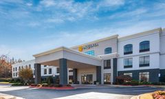 La Quinta Inn & Suites Kennesaw
