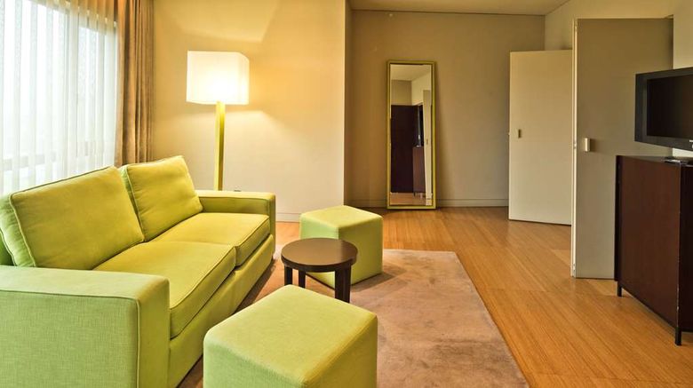 <b>Golden Tulip Sao Joao da Madeira Hotel Suite</b>. Images powered by <a href="https://iceportal.shijigroup.com/" title="IcePortal" target="_blank">IcePortal</a>.