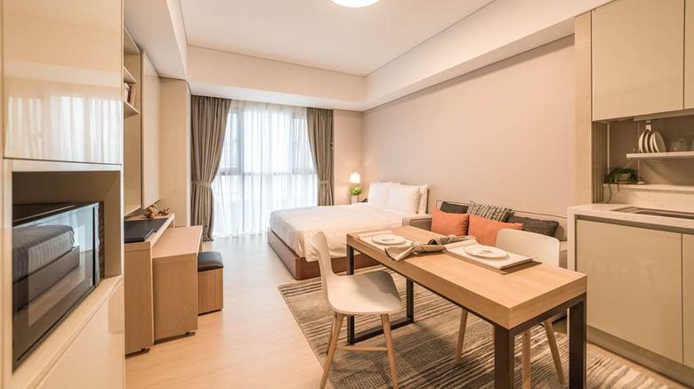 <b>Golden Tulip Incheon Airport Hotel/Stes Suite</b>. Images powered by <a href="https://iceportal.shijigroup.com/" title="IcePortal" target="_blank">IcePortal</a>.