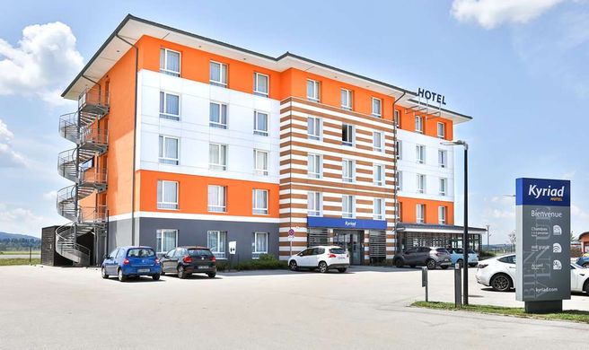 Kyriad Pontarlier Exterior