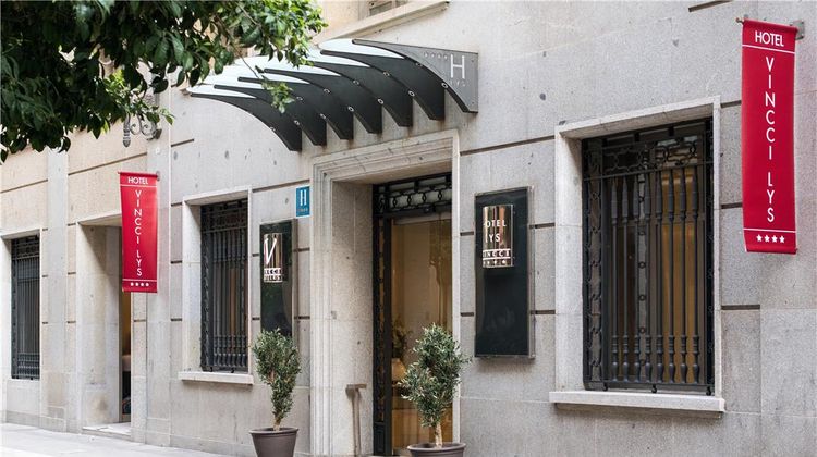 Vincci Lys Hotel Exterior