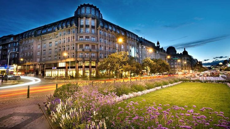 EuroAgentur Hotel Rokoko Exterior