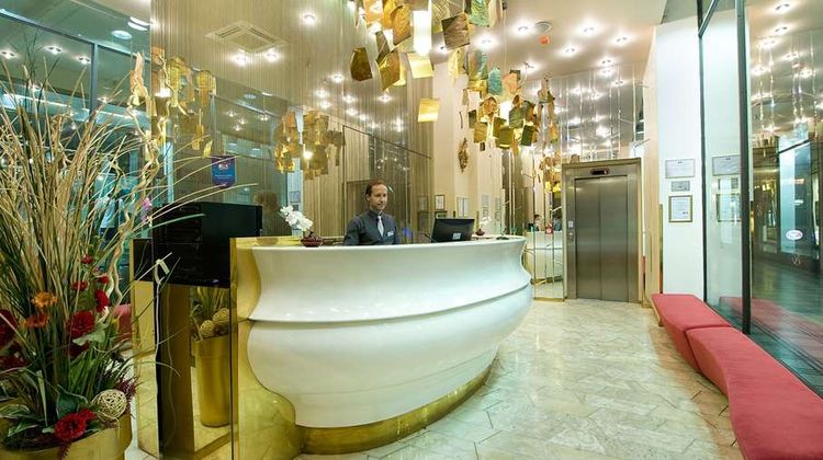 EuroAgentur Hotel Rokoko Lobby