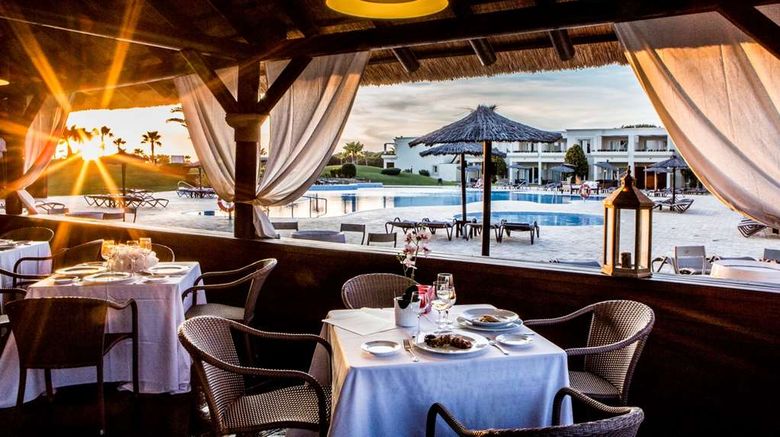 <b>Vincci Costa Golf Restaurant</b>. Images powered by <a href="https://iceportal.shijigroup.com/" title="IcePortal" target="_blank">IcePortal</a>.