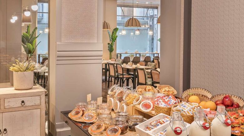 <b>Vincci Palace Restaurant</b>. Images powered by <a href="https://iceportal.shijigroup.com/" title="IcePortal" target="_blank">IcePortal</a>.