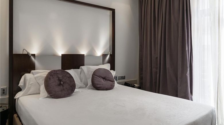 <b>Vincci Palace Room</b>. Images powered by <a href="https://iceportal.shijigroup.com/" title="IcePortal" target="_blank">IcePortal</a>.