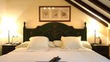 <b>Vincci Seleccion Rumaykiyya Room</b>. Images powered by <a href="https://iceportal.shijigroup.com/" title="IcePortal" target="_blank">IcePortal</a>.