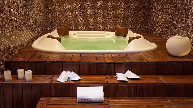 <b>Vincci Seleccion Rumaykiyya Spa</b>. Images powered by <a href="https://iceportal.shijigroup.com/" title="IcePortal" target="_blank">IcePortal</a>.
