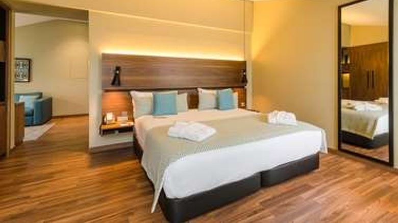 <b>Hotel Vincci Liberdade Room</b>. Images powered by <a href="https://iceportal.shijigroup.com/" title="IcePortal" target="_blank">IcePortal</a>.