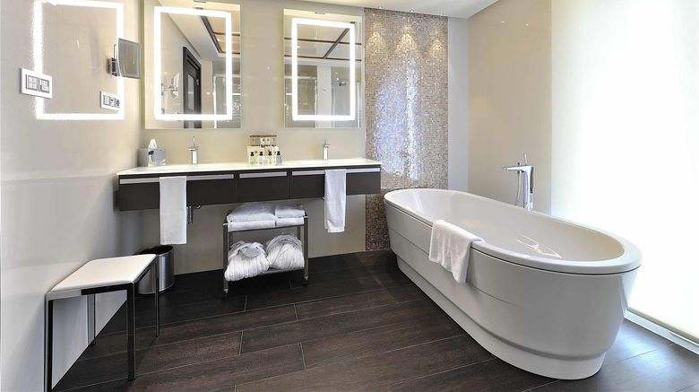 <b>Vincci Seleccion Aleysa Hotel Room</b>. Images powered by <a href="https://iceportal.shijigroup.com/" title="IcePortal" target="_blank">IcePortal</a>.