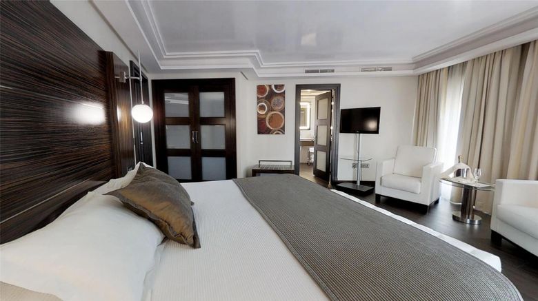 <b>Vincci Seleccion Aleysa Hotel Suite</b>. Images powered by <a href="https://iceportal.shijigroup.com/" title="IcePortal" target="_blank">IcePortal</a>.