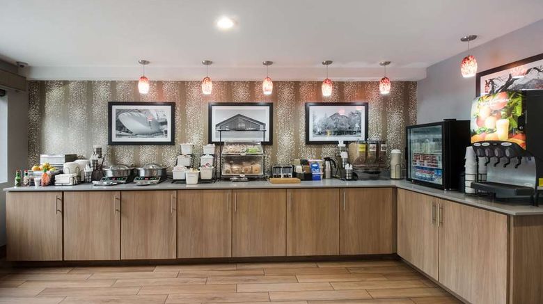 <b>Best Western McMinnville Inn Restaurant</b>. Images powered by <a href="https://iceportal.shijigroup.com/" title="IcePortal" target="_blank">IcePortal</a>.