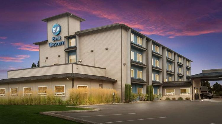 Best Western McMinnville Inn Exterior
