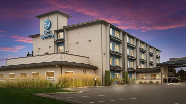 <b>Best Western McMinnville Inn Exterior</b>. Images powered by <a href="https://iceportal.shijigroup.com/" title="IcePortal" target="_blank">IcePortal</a>.