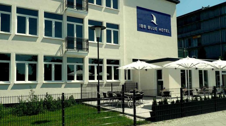<b>IBB Blue Hotel Berlin Airport Exterior</b>. Images powered by <a href="https://iceportal.shijigroup.com/" title="IcePortal" target="_blank">IcePortal</a>.