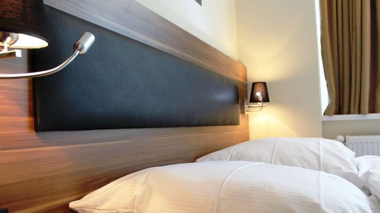 <b>IBB Blue Hotel Berlin Airport Room</b>. Images powered by <a href="https://iceportal.shijigroup.com/" title="IcePortal" target="_blank">IcePortal</a>.