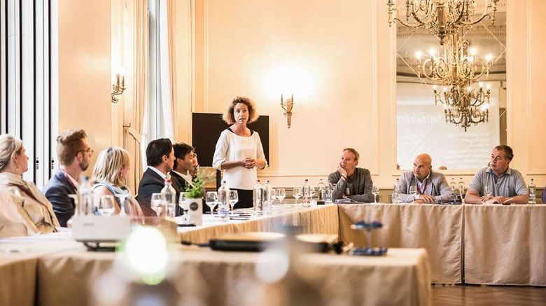 <b>Hotel Navarra Bruges Meeting</b>. Images powered by <a href="https://iceportal.shijigroup.com/" title="IcePortal" target="_blank">IcePortal</a>.