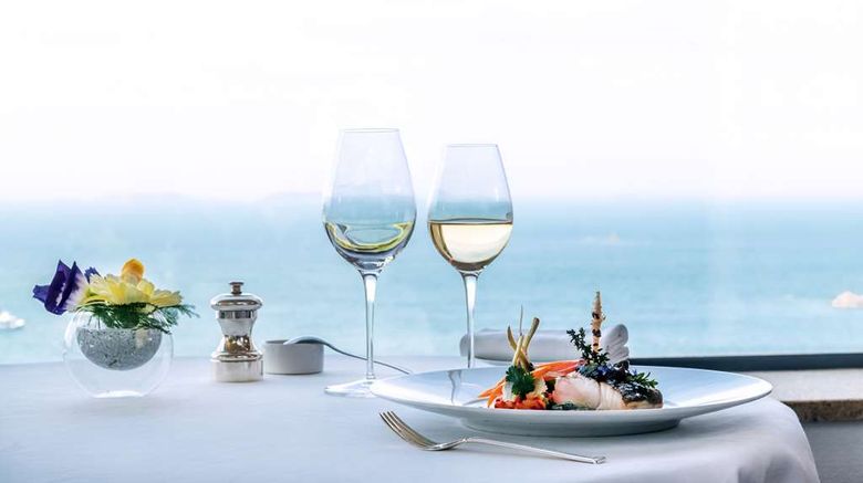 <b>L'Agapa Hotel & Spa Restaurant</b>. Images powered by <a href="https://iceportal.shijigroup.com/" title="IcePortal" target="_blank">IcePortal</a>.