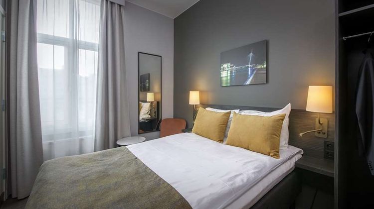 Scandc Ambassadeur Hotel Room