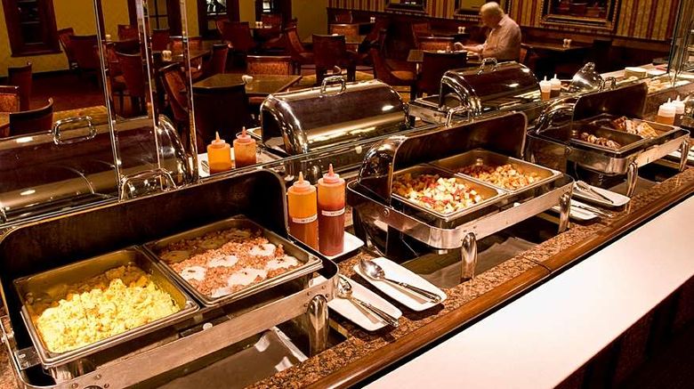 <b>Salvatore's Grand Hotel Restaurant</b>. Images powered by <a href="https://iceportal.shijigroup.com/" title="IcePortal" target="_blank">IcePortal</a>.