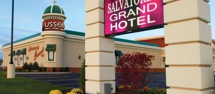 Salvatore's Grand Hotel Exterior