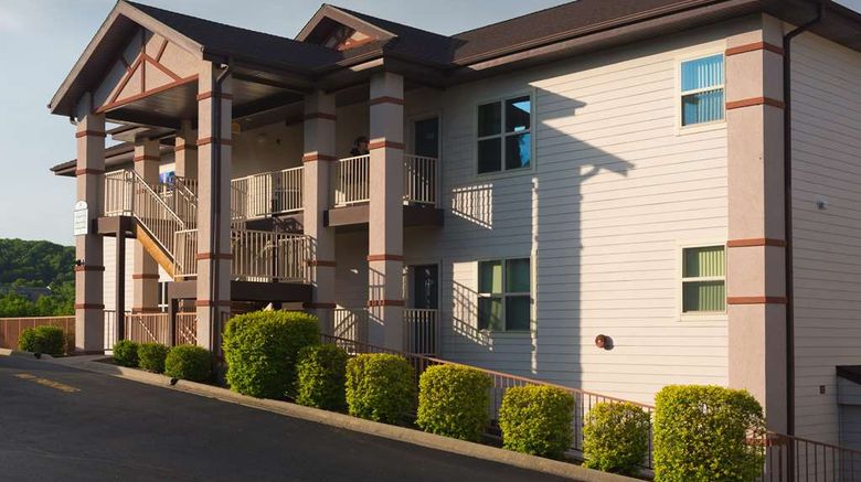 <b>Ramada by Wyndham Branson Yacht Club Exterior</b>. Images powered by <a href="https://iceportal.shijigroup.com/" title="IcePortal" target="_blank">IcePortal</a>.