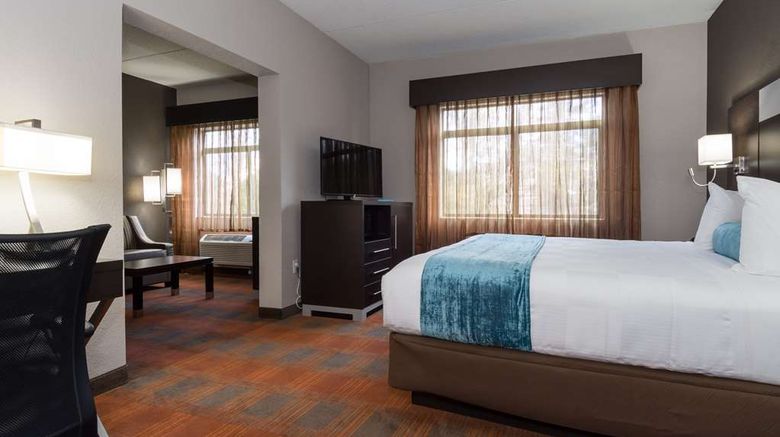 <b>Best Western Plus Pineville-Charlotte S Suite</b>. Images powered by <a href="https://iceportal.shijigroup.com/" title="IcePortal" target="_blank">IcePortal</a>.