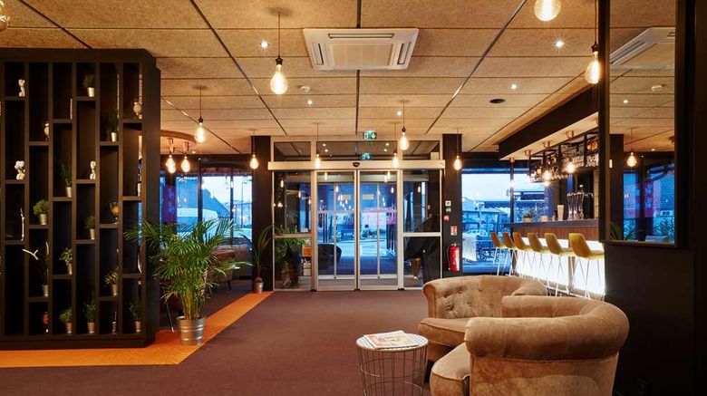 <b>Kyriad Clermont Ferrand Nord Riom Lobby</b>. Images powered by <a href="https://iceportal.shijigroup.com/" title="IcePortal" target="_blank">IcePortal</a>.