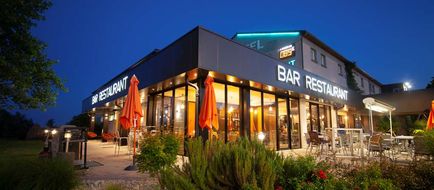 Kyriad Clermont Ferrand Nord Riom Exterior