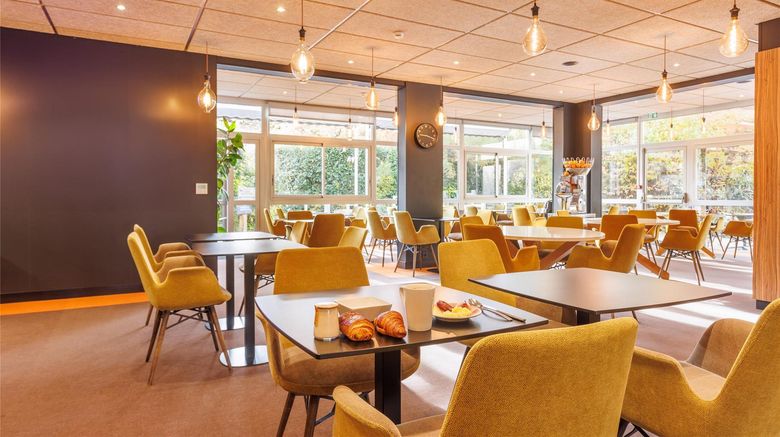 <b>Kyriad Clermont Ferrand Nord Riom Restaurant</b>. Images powered by <a href="https://iceportal.shijigroup.com/" title="IcePortal" target="_blank">IcePortal</a>.