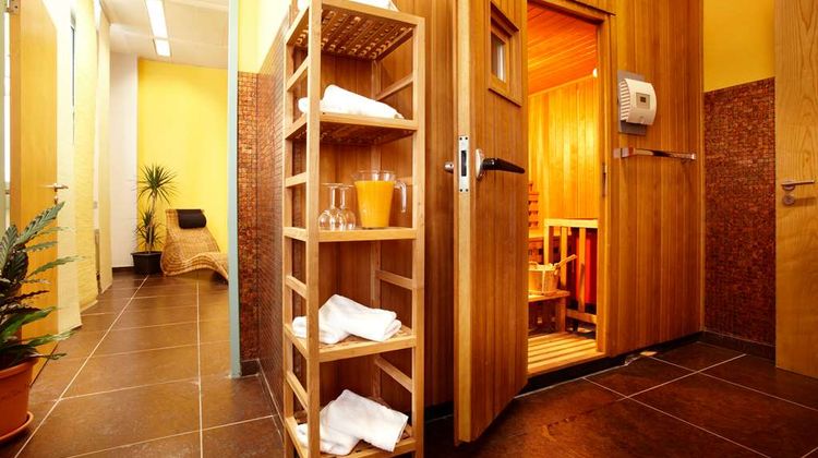 Hotel Kiel by Golden Tulip Spa