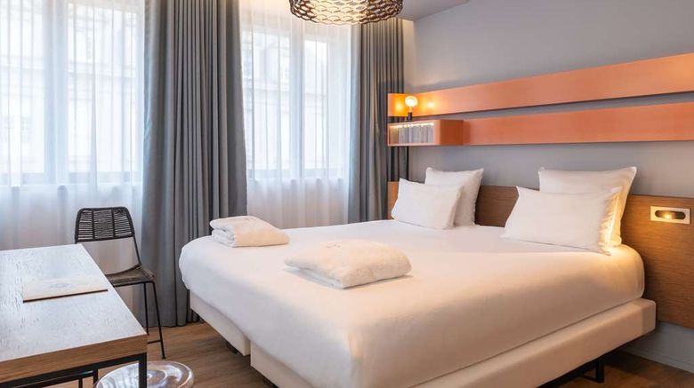 <b>Golden Tulip Saint Malo Room</b>. Images powered by <a href="https://iceportal.shijigroup.com/" title="IcePortal" target="_blank">IcePortal</a>.