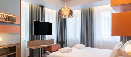 Golden Tulip Saint Malo Room